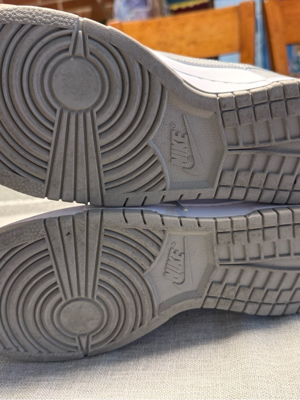 Mens Nike Dunk Low Retro - White & Light Gray - Picture 4 of 5